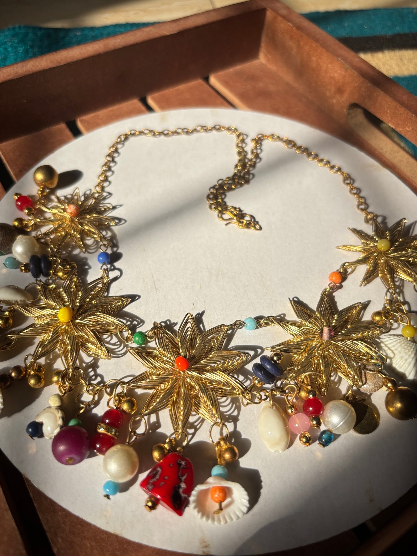 Coastal Charm (golden)