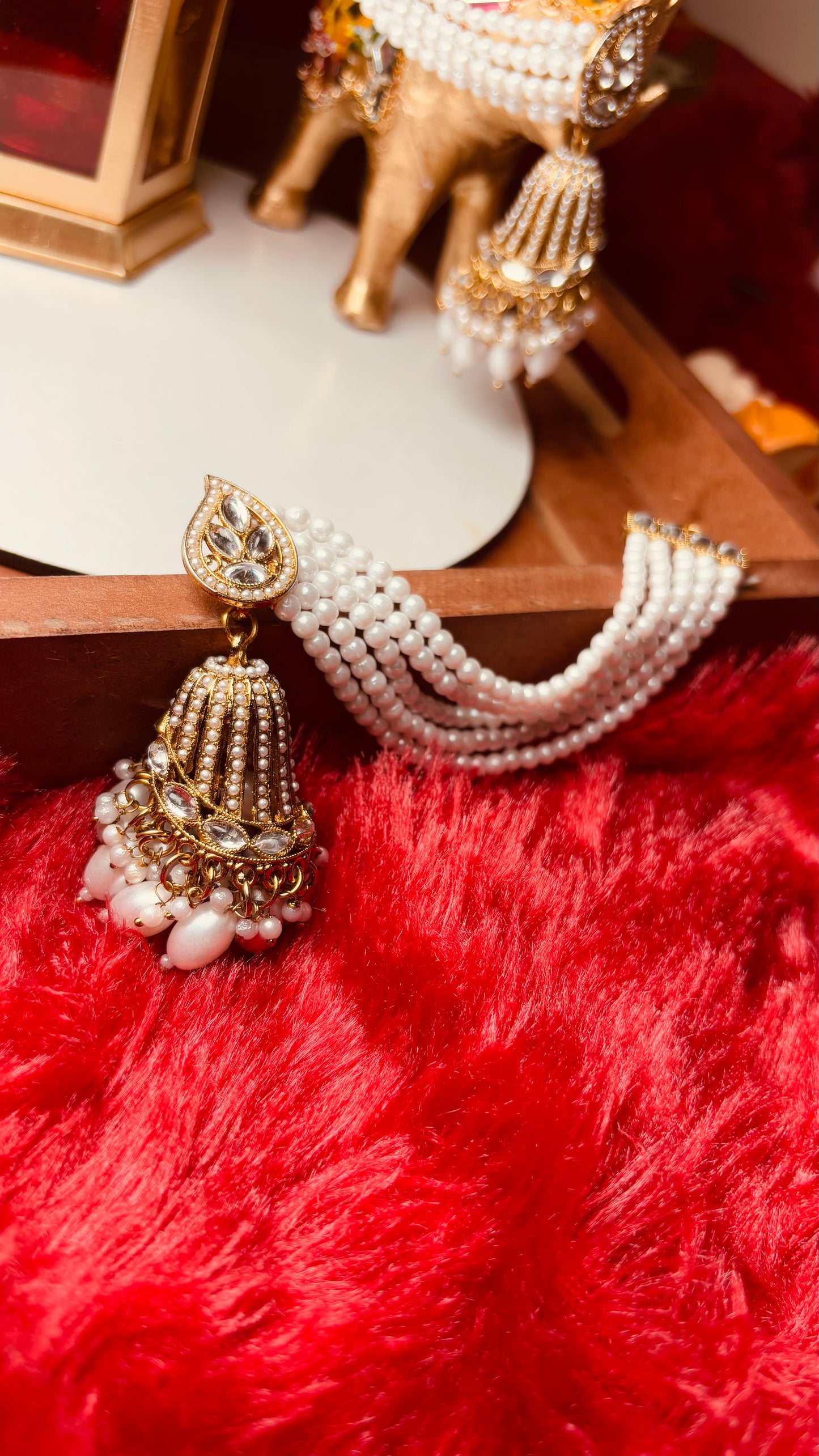 Jodha Earrings (white)